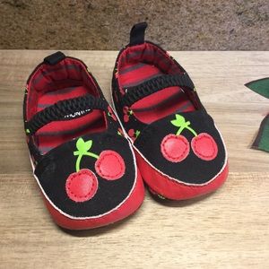 Sourpuss Baby Girl Crib Shoes - 6 to 12 Months